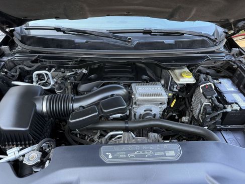 Used 2022 Jeep Wagoneer Series II AWD/4WD image 24