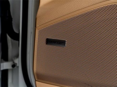 Used 2022 Porsche Cayenne S image 28