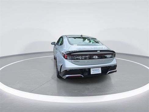 New 2025 Hyundai Sonata SEL image 7