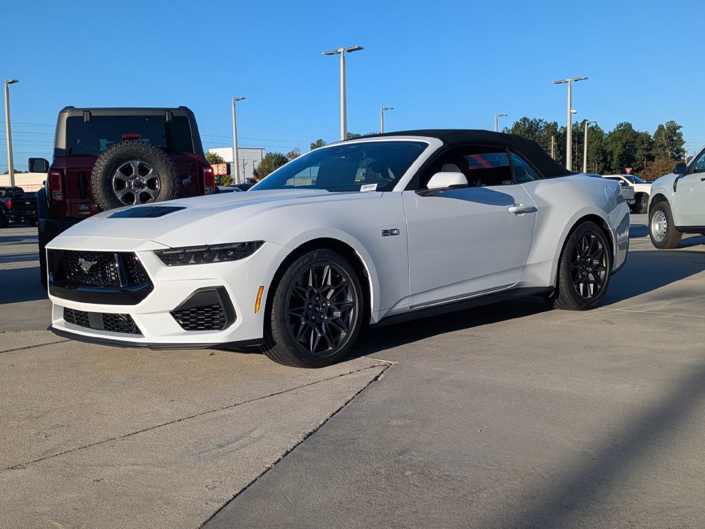 New 2026 Ford Mustang GT Premium w/ GT Performance Package RWD image 7