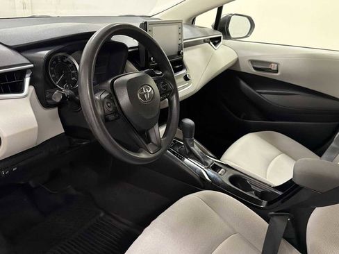 Certified 2022 Toyota Corolla LE image 12