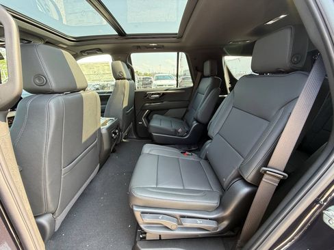 New 2026 Chevrolet Tahoe LT w/ Comfort Package AWD/4WD image 25