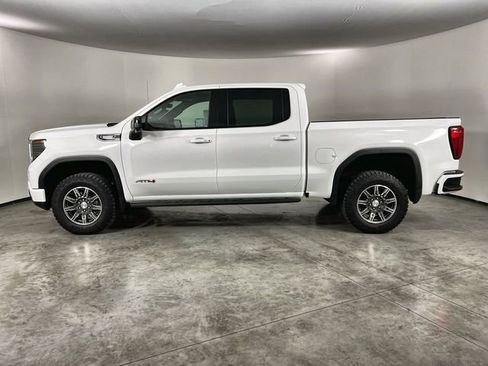 Used 2025 GMC Sierra 1500 AT4 w/ AT4 Premium Package image 5