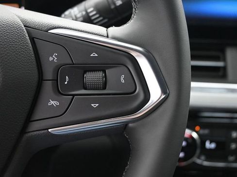 New 2026 Chevrolet Trax LT w/ Driver Confidence Package FWD image 32