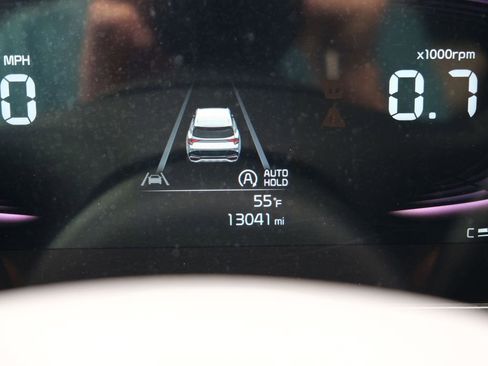 Used 2024 Kia Sportage EX FWD image 4