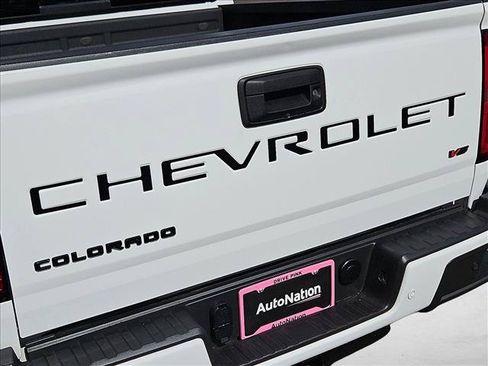 Certified 2022 Chevrolet Colorado Z71 w/ Safety Package AWD/4WD image 30