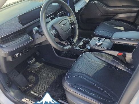 Certified 2022 Ford Mustang Mach-E Premium AWD/4WD image 11