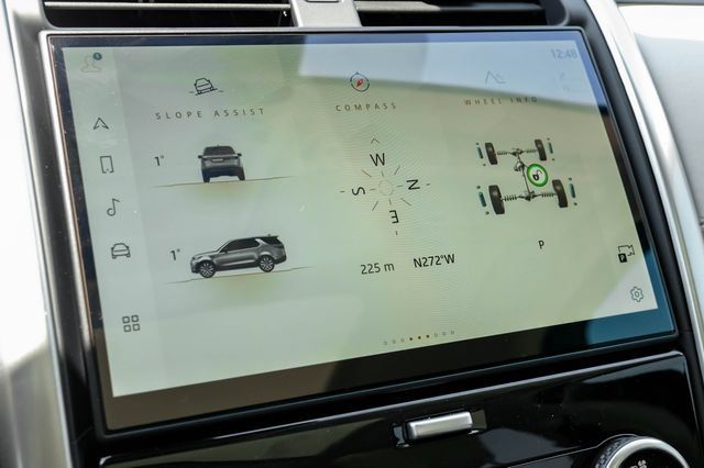 New 2026 Land Rover Discovery S AWD/4WD image 37
