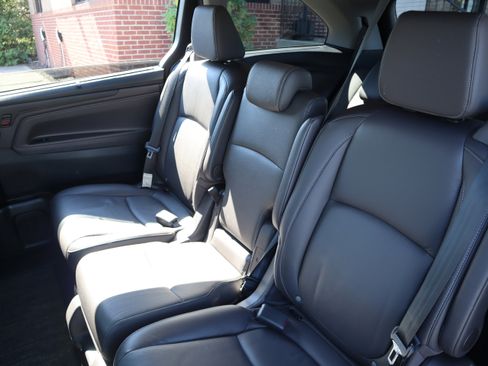 Used 2022 Honda Odyssey EX-L image 27