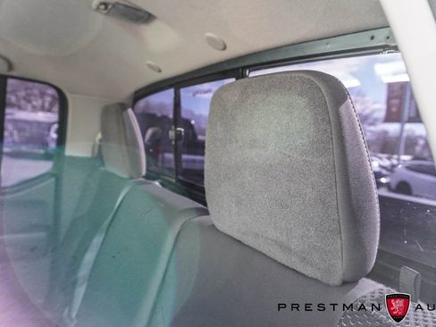 Used 2019 Nissan Frontier PRO-4X w/ Pro-4x Graphics Package image 42