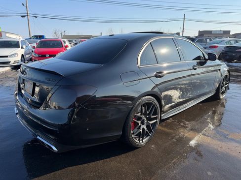 Used 2018 Mercedes-Benz E 63 AMG S image 3