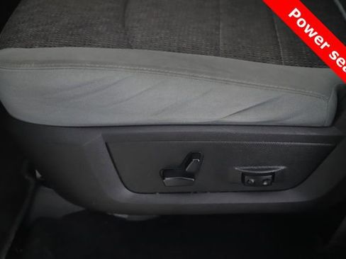Used 2019 RAM 1500 Express w/ Wheel & Sound Group AWD/4WD image 18