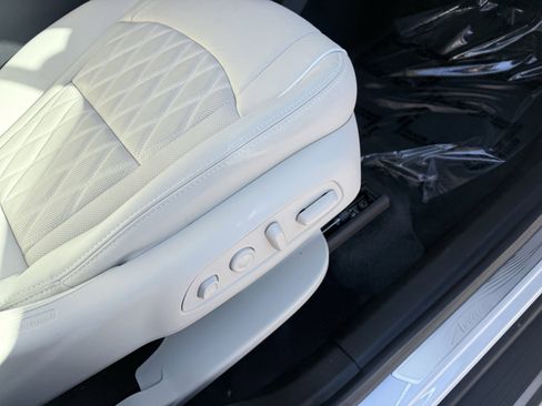 Used 2024 Buick Enclave Avenir w/ LPO, Hit The Road Package image 59