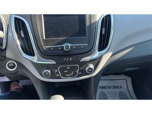 Used 2024 Chevrolet Equinox LT image 10