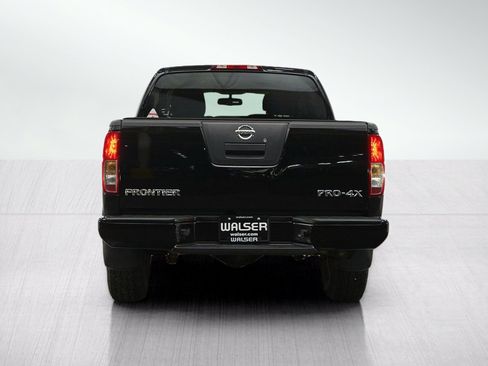 Used 2012 Nissan Frontier PRO-4X AWD/4WD image 5