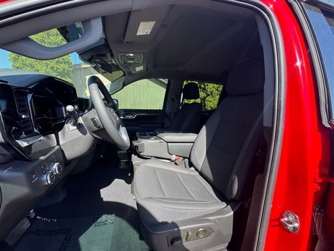Used 2024 GMC Sierra 1500 SLE w/ Preferred Package AWD/4WD image 22
