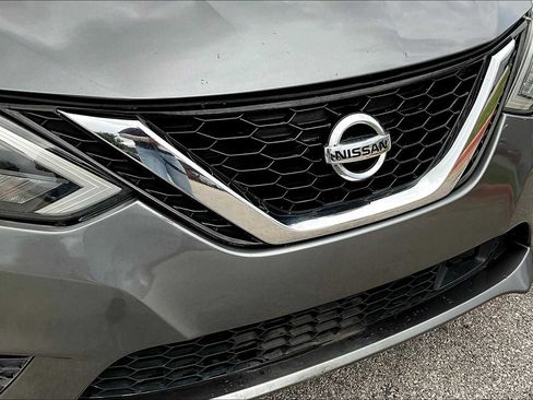 Used 2019 Nissan Sentra SV image 29