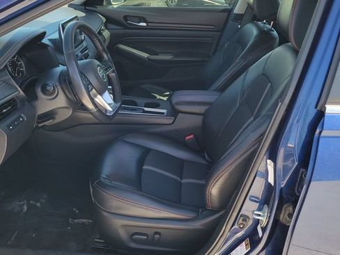 Used 2019 Nissan Altima 2.5 SR FWD image 6