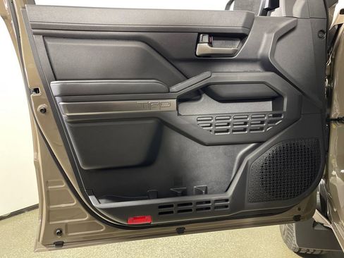 New 2026 Toyota Tacoma TRD Off-Road AWD/4WD image 17