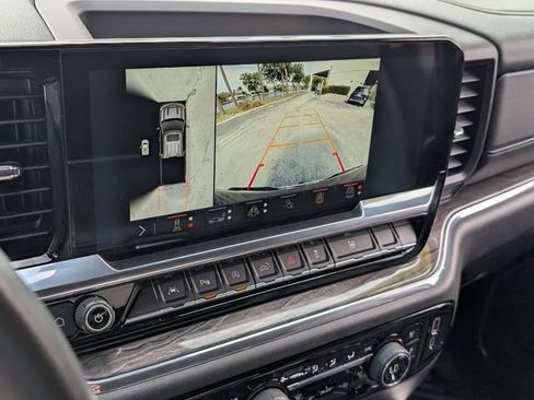 Used 2024 Chevrolet Silverado 1500 LTZ image 21