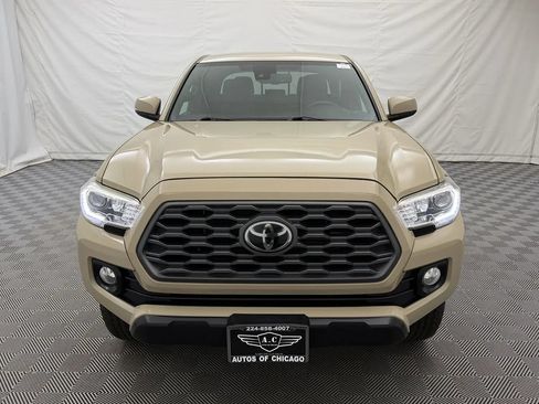Used 2020 Toyota Tacoma TRD Off-Road AWD/4WD image 3