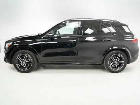 Used 2022 Mercedes-Benz GLE 450 4MATIC image 2