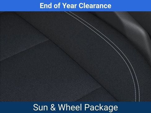 New 2025 Chevrolet Traverse LT w/ Sun and Wheel Package image 24