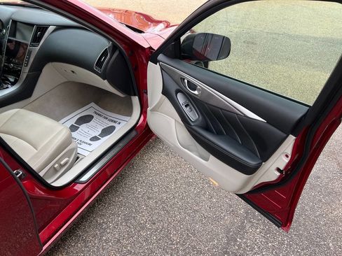 Used 2014 INFINITI Q50 Premium image 16