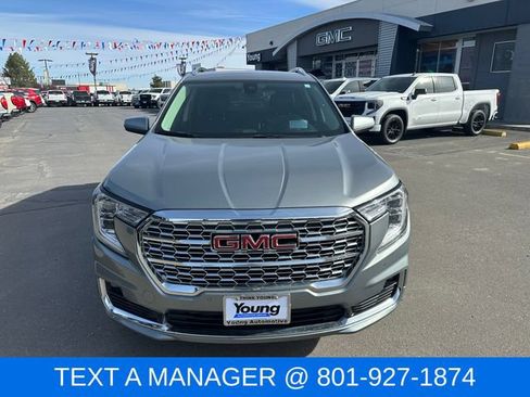 Used 2024 GMC Terrain Denali AWD/4WD image 9