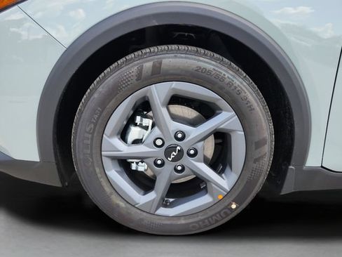 New 2026 Kia K4 FWD image 28