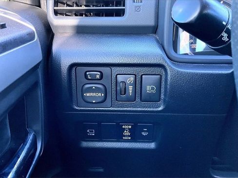Used 2022 Toyota 4Runner Limited image 26