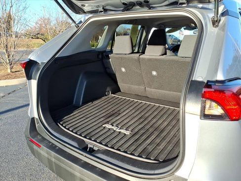 Certified 2025 Toyota RAV4 LE image 25