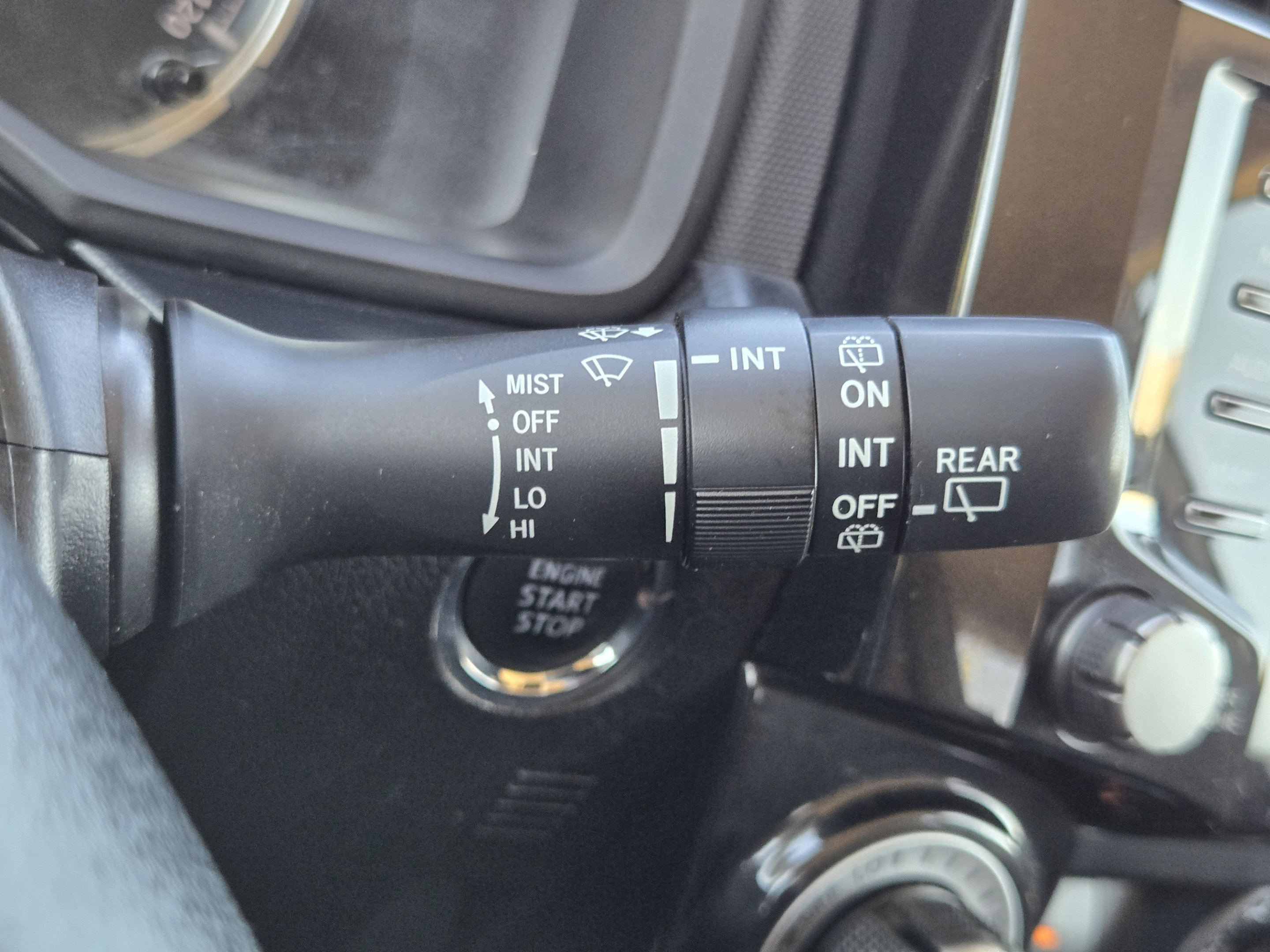 Used 2022 Toyota 4Runner TRD Off-Road Premium AWD/4WD image 17