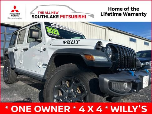 Used 2023 Jeep Wrangler Unlimited w/ 8.4" Radio Group AWD/4WD image 1