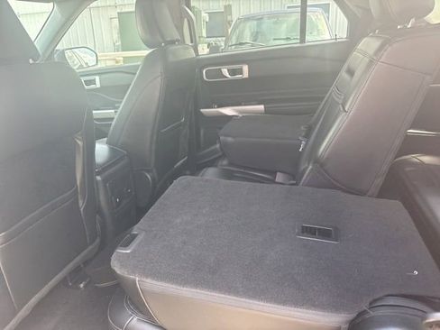 Used 2023 Ford Explorer XLT w/ Equipment Group 202A image 19