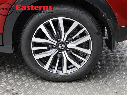 Used 2021 Nissan Kicks SV FWD image 8