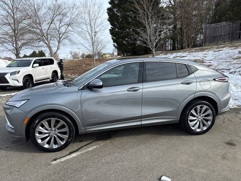 Used 2024 Buick Envista Avenir image 4