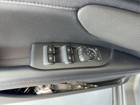 Used 2019 Lincoln MKZ Reserve FWD image 10