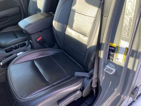 Used 2022 Jeep Wrangler Unlimited Sahara w/ Cold Weather Group image 16