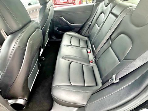 Used 2018 Tesla Model 3 Performance AWD/4WD image 28