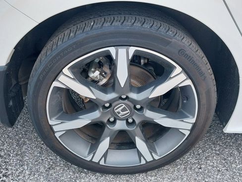 Used 2025 Honda Civic Sport Touring image 11