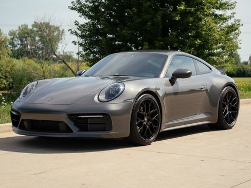 Used 2024 Porsche 911 Carrera 4S AWD/4WD image 10