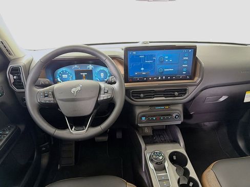 New 2025 Ford Bronco Sport Outer Banks w/ Outer Banks Tech Package+ AWD/4WD image 25