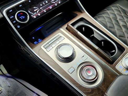 Used 2024 Genesis GV80 3.5T image 17