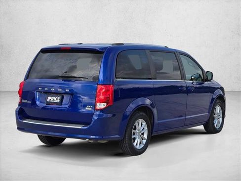 Used 2019 Dodge Grand Caravan SXT FWD image 5