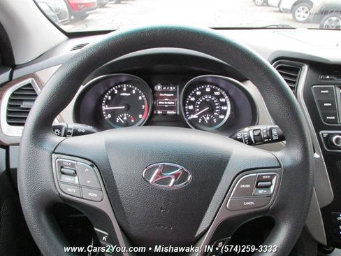 Used 2017 Hyundai Santa Fe Sport image 18