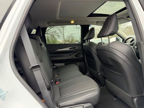 New 2026 INFINITI QX60 Luxe w/ Cargo Package image 5