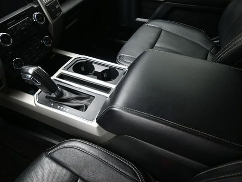 Used 2018 Ford F150 Lariat RWD image 9