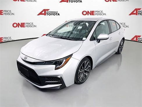 Certified 2020 Toyota Corolla XSE image 3