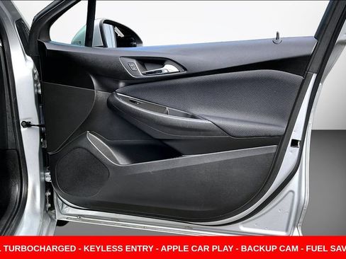 Used 2018 Chevrolet Cruze LS FWD image 25